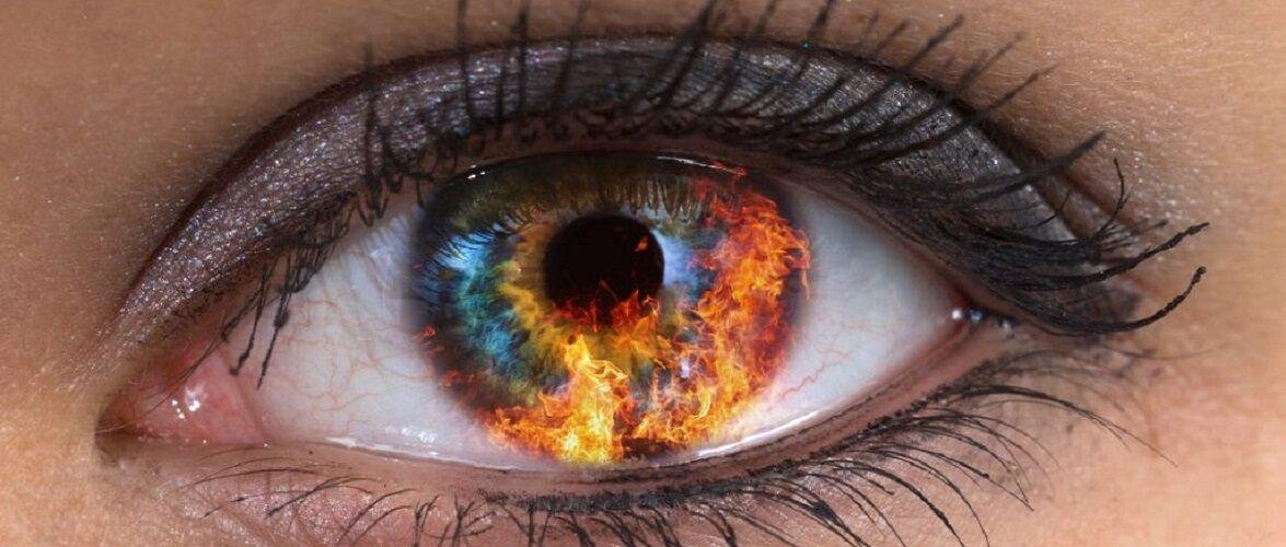 आंखों को बचाना है तो ये काम बिल्कुल भी न करें